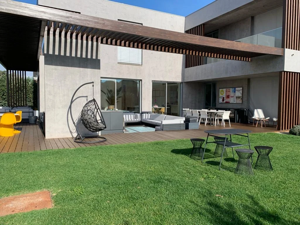 Modern Villa Exterior